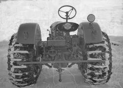 Autoindustri, 2 traktorer, reklame