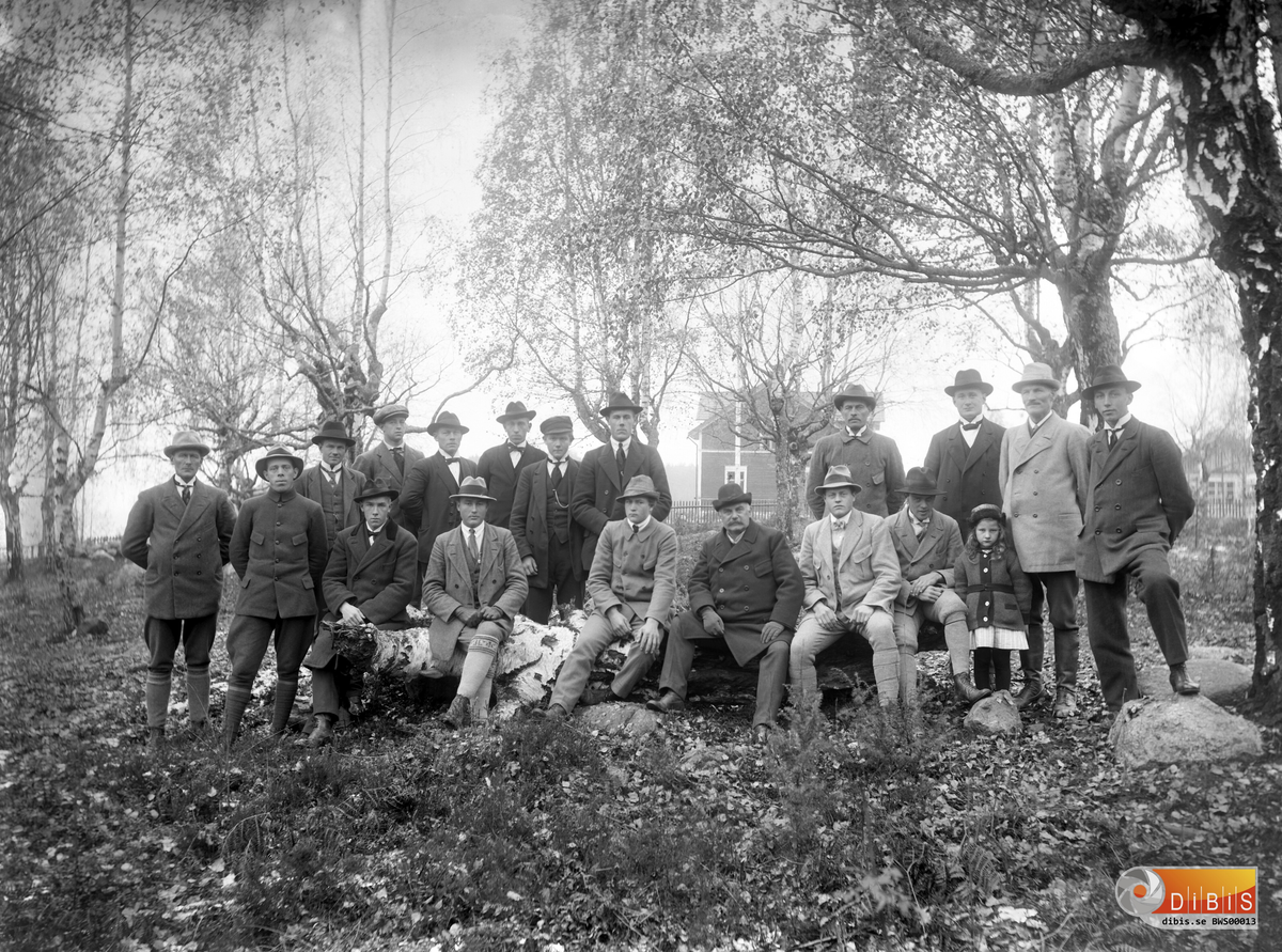 18 Herrar och ett Barn