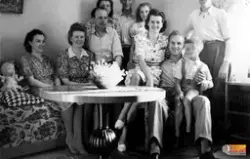 Från vänster:
1. Elsa Sköld
2. Elin Sköld
3. Hugo Sköld

Övr