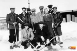 Övre raden från vänster:
1.John Sjöberg
2.Curt Carlsson
6.To