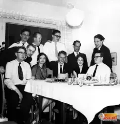 Sittande från vänster:
1. Allan Allanius
2. Curt Karlsson (s