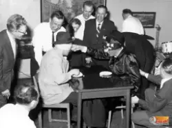 Med säkerhet Hockeyavslutningsfest på Vårt Rum i Ljusne.

Ma