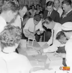 Bilden tagen i Ljusne.
Till vänster om Torkel Wiberg som spi