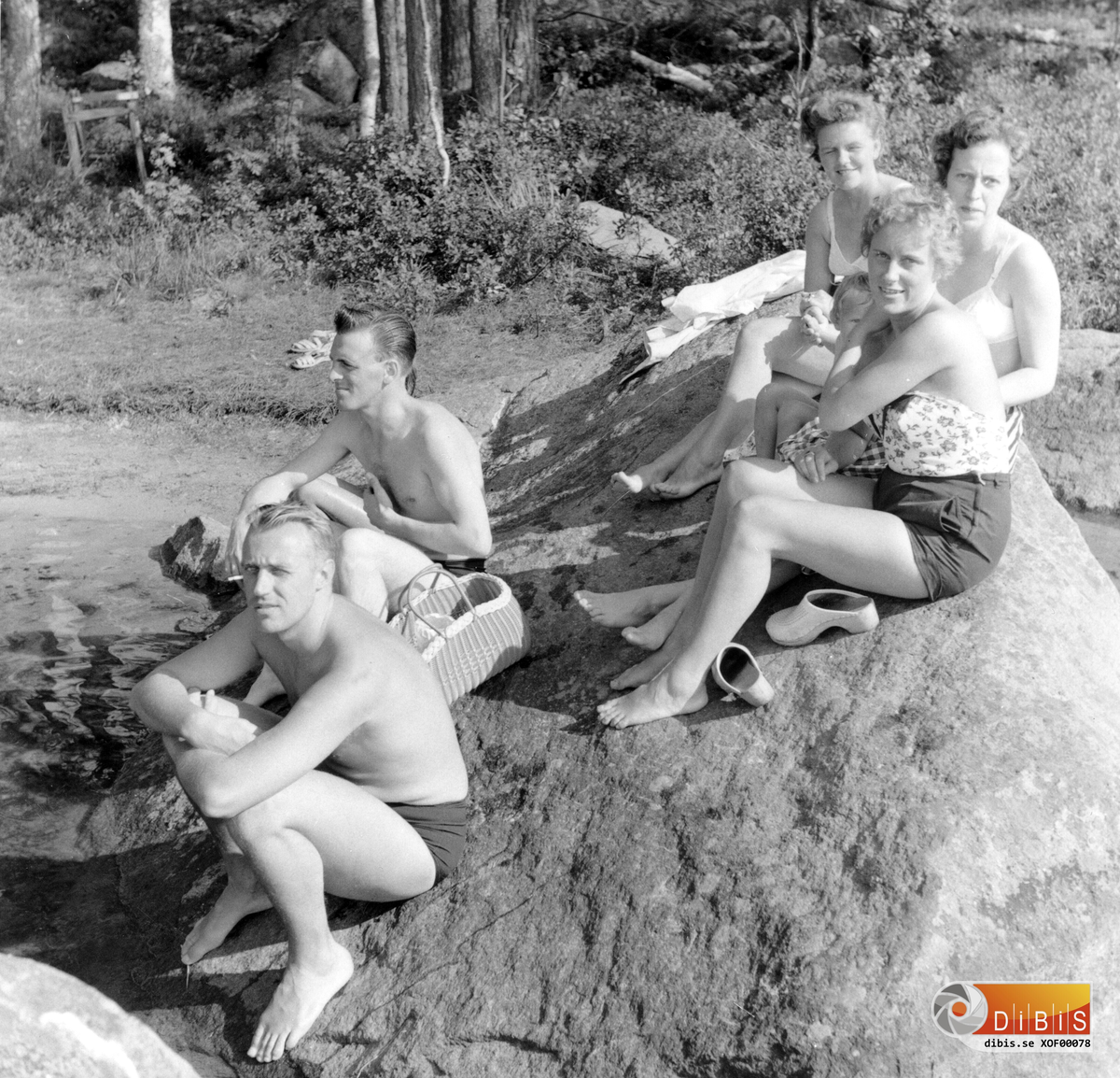 Övre raden bortifrån:
1.Ulla Nordin
2.Maj-Britt Jonsson
3.Gerd Karlsson född Söderholm

Främre raden bortifrån:
1.Tage Jonsson
2.Curt Karlsson