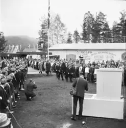 Jubileumsutstillingens åpning. Kronprins Harald ankommer ste