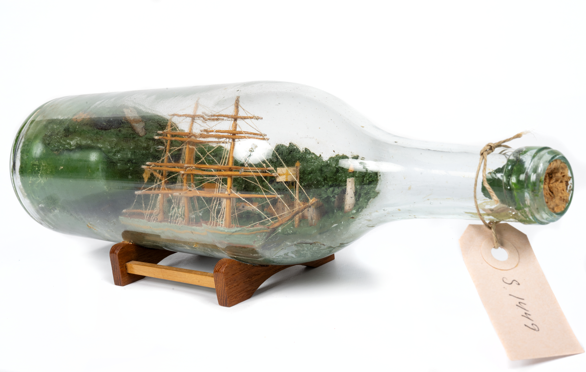 Flaskskepp.
