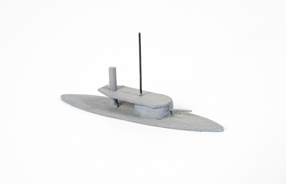 Föremålets form: Vattenlinjemodell.
Består av trä och metalltråd.