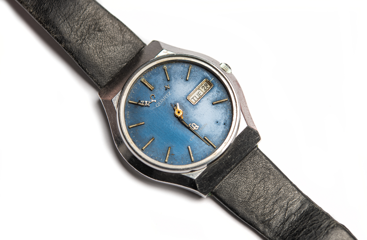 Armbandsur CITIZEN med brunt läderarmband. 
Urtavlans diameter: 30 mm.
Hela klockans längd (inkl. armband)235 mm.