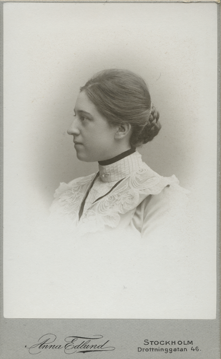 Porträtt av Signe Frick 1904.