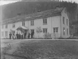 Mennesker utenfor trønderlån