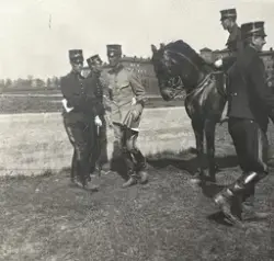 Smålands artilleriregemente, A 6. Fr v: kapten A Holmgren, l