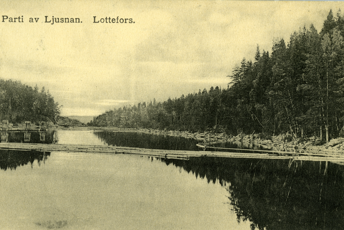 Parti av Ljusnan. Lottefors.