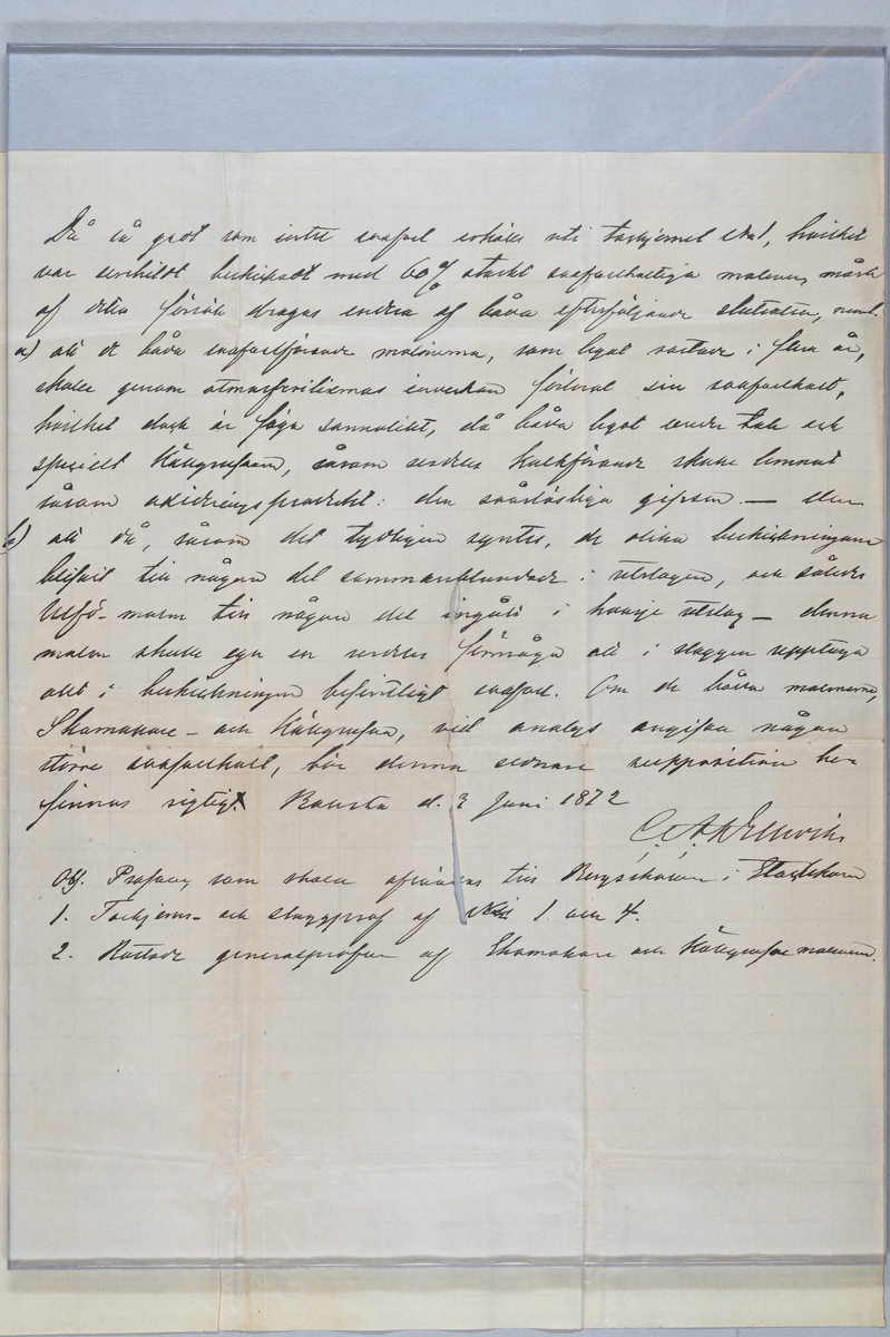 Sex prover på stångjärn. Två prover märkt med brukets stämpel och ett prov märkt med påklistrad lapp med notering: "Stångjern af profsmältan." Tillhörande lapp med notering: "Stångjärn från Högfors. 1." Även två medföljande brev med notering.