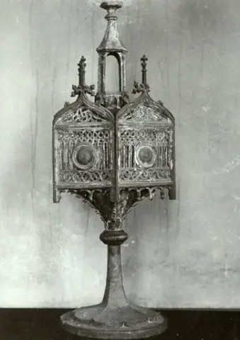 Relikskrin. Bollnäs Kyrka.