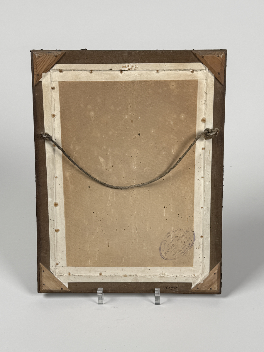 Litografiporträtt, föreställande general G. R. Abelin, i mörk glasad ram.

Ramen förefaller ha varit klädd med något sam fallit bort. 