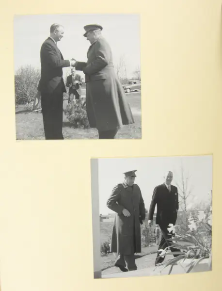 Album från prins Bertils besök på SAAB i Linköping den 21 ap