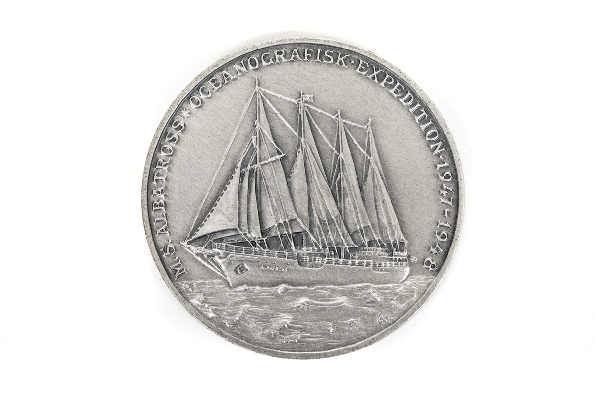 Minnesmedalj över Albatrossexpeditionen.