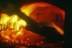 Brødbaking på Horgen vestre, Rolvsøy juni 1983 hos ekteparet