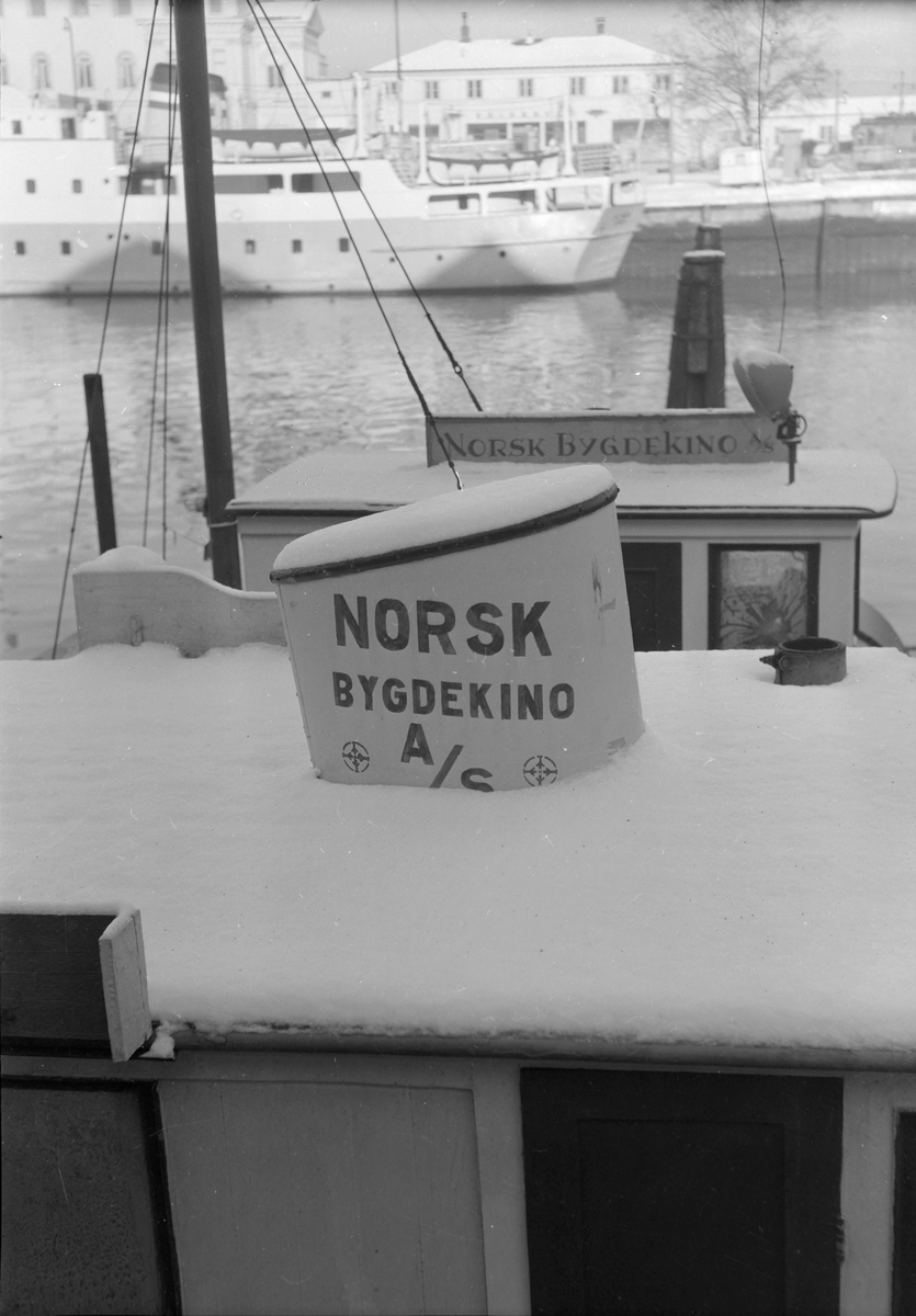 Bokbåten i Indre Kanal