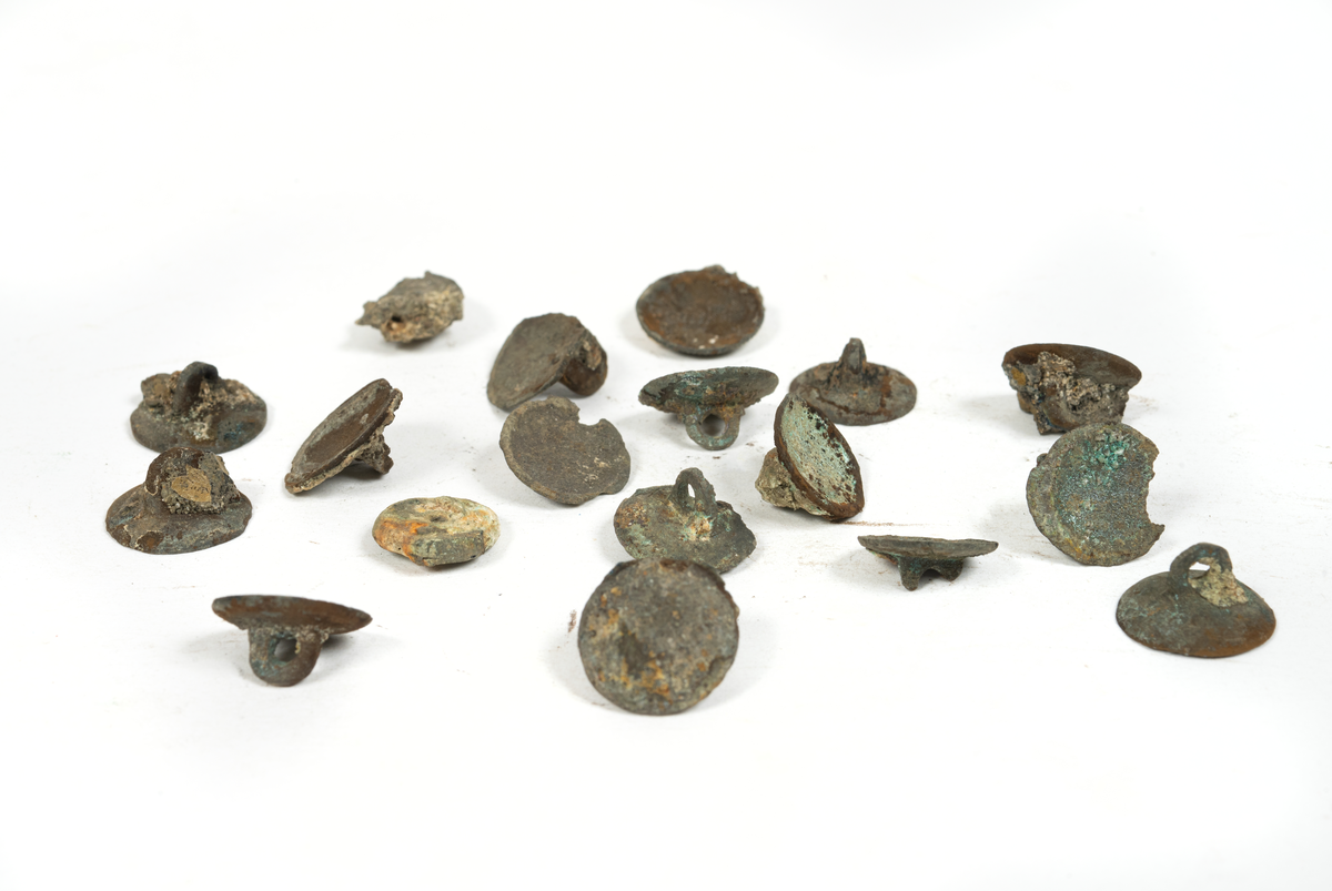 Knappar, fragmenterade.