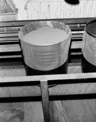 Färdigt hårdmetallpulver i leveransförpackning.