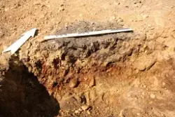 NIKU 1022620 Naustdal middelalderkirkegård