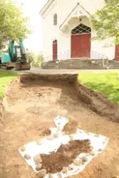 NIKU 1022620 Naustdal middelalderkirkegård