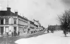 Köpmangatan, Söderhamn i början av 1900-talet.