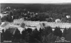 Trädgårdsgatan från Östra Berget i Söderhamn. Foto omkring 1950.