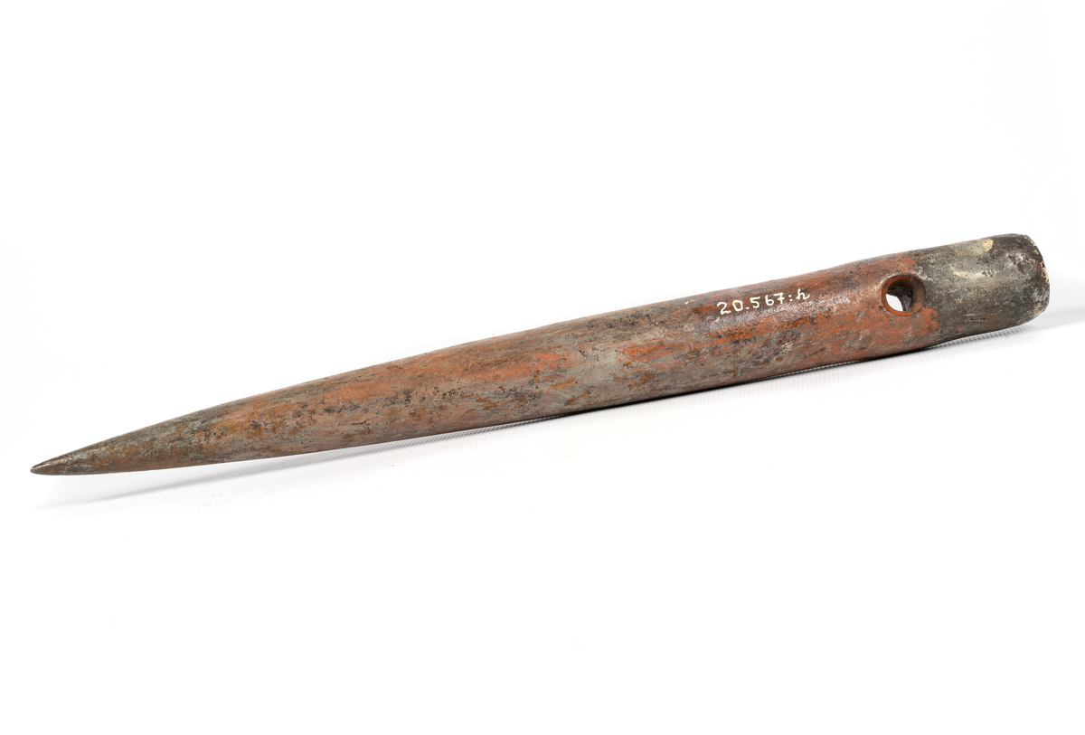 Segelsömmarvetktyg, märlspik.