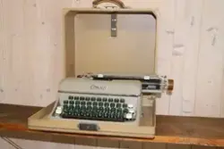 Skrivemaskin