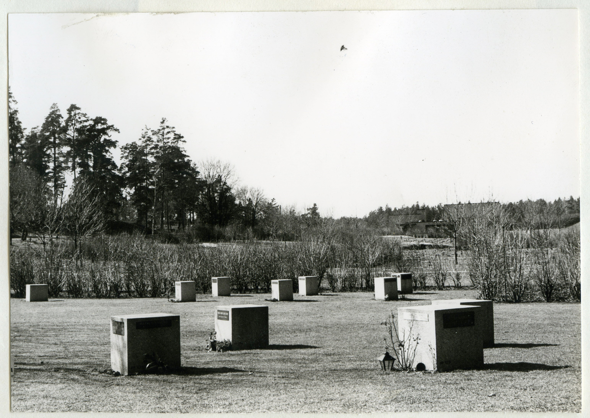 Råcksta begravningsplats 
Gravlund