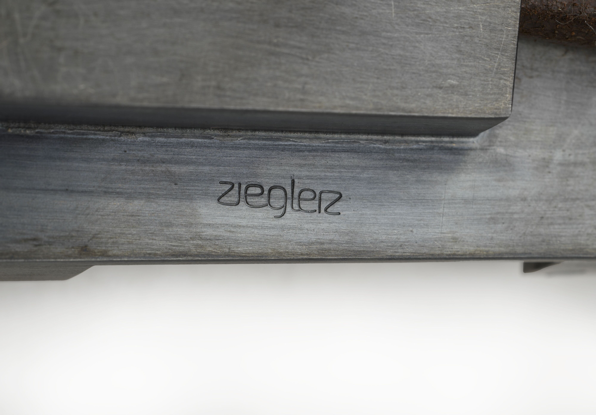 The Human Condition 3 - Tools [Lisseslips]