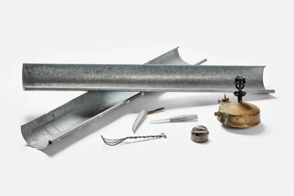 Materiale og små redskaper og håndverk i metall 