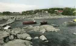Kolorerat vykort, "Kärradal, Badstranden." Strandvy från ett