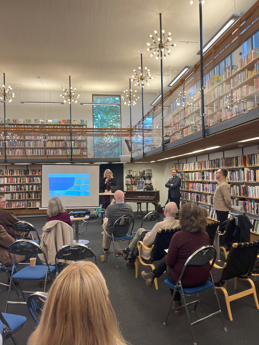 Gunilla Bellman, ordförande i kultur- och fritidsnämnden i Danderyds kommun medverkar i invigningen.