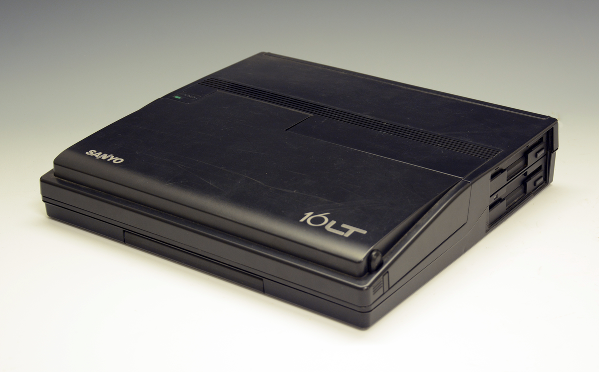 Tekstbehandlingsmaskin modell Sanyo MBC-16LT2