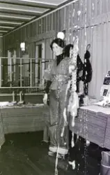 Juleforberedelser i kvinneforeningen.