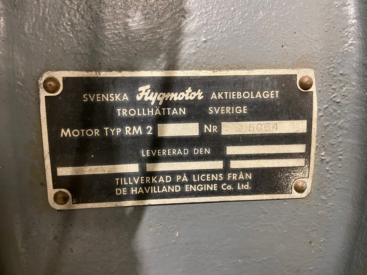 Flygmotor RM 2B. Med efterbrännkammare. Uppskuren. 
Avsedd för flygplan J29 F.