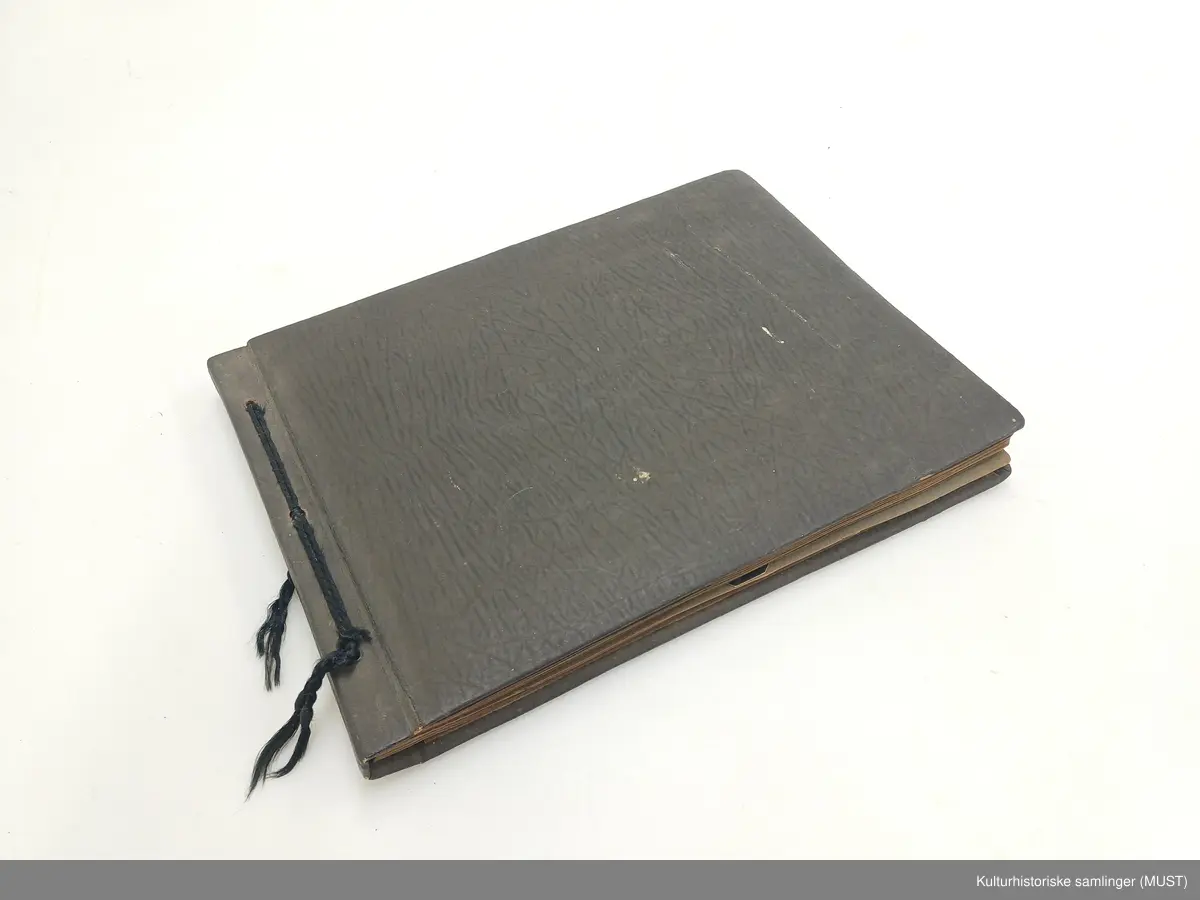 Album med familiebilder