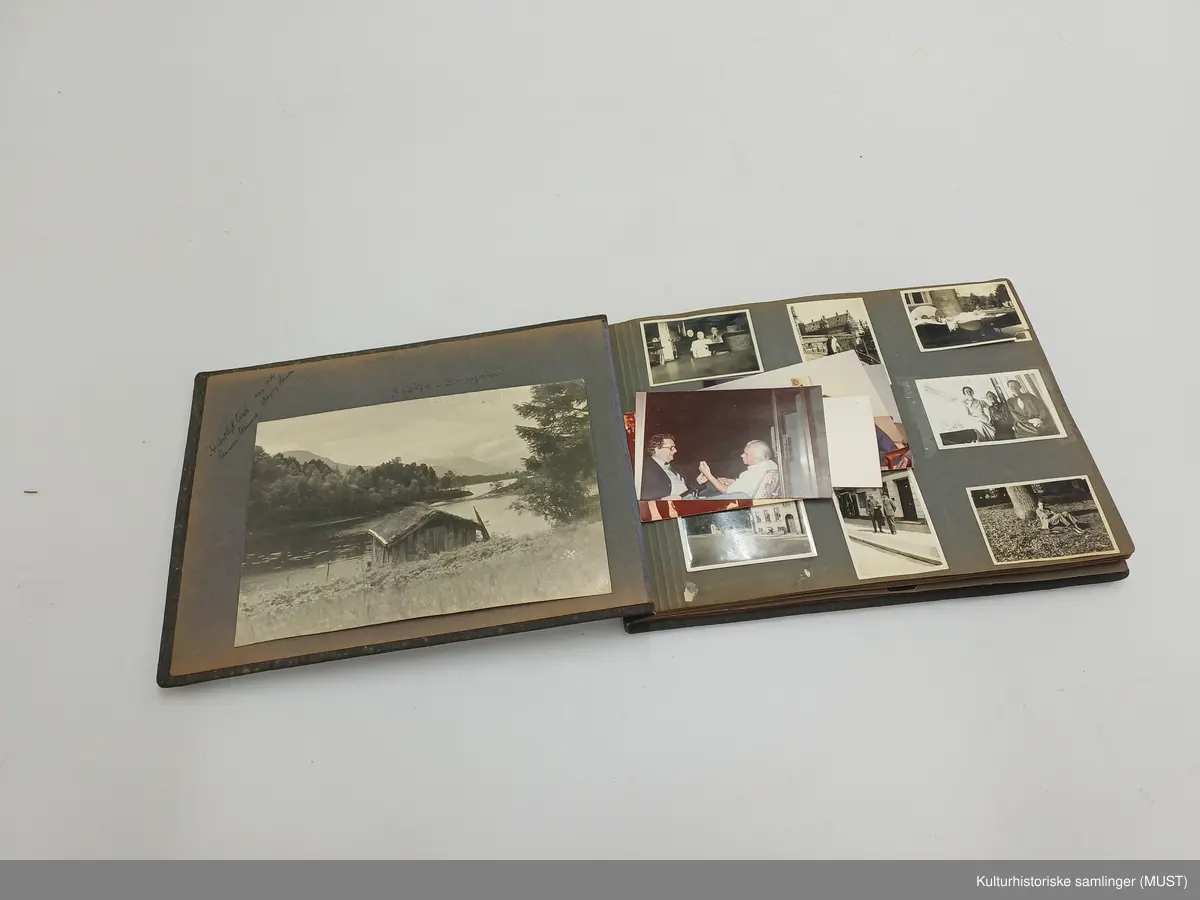 Album med familiebilder