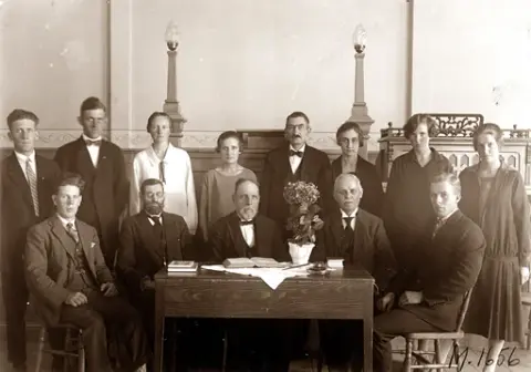 Föreningen Blå Bandet. Styrelsen och ungdomsföreningens styrelse 1927