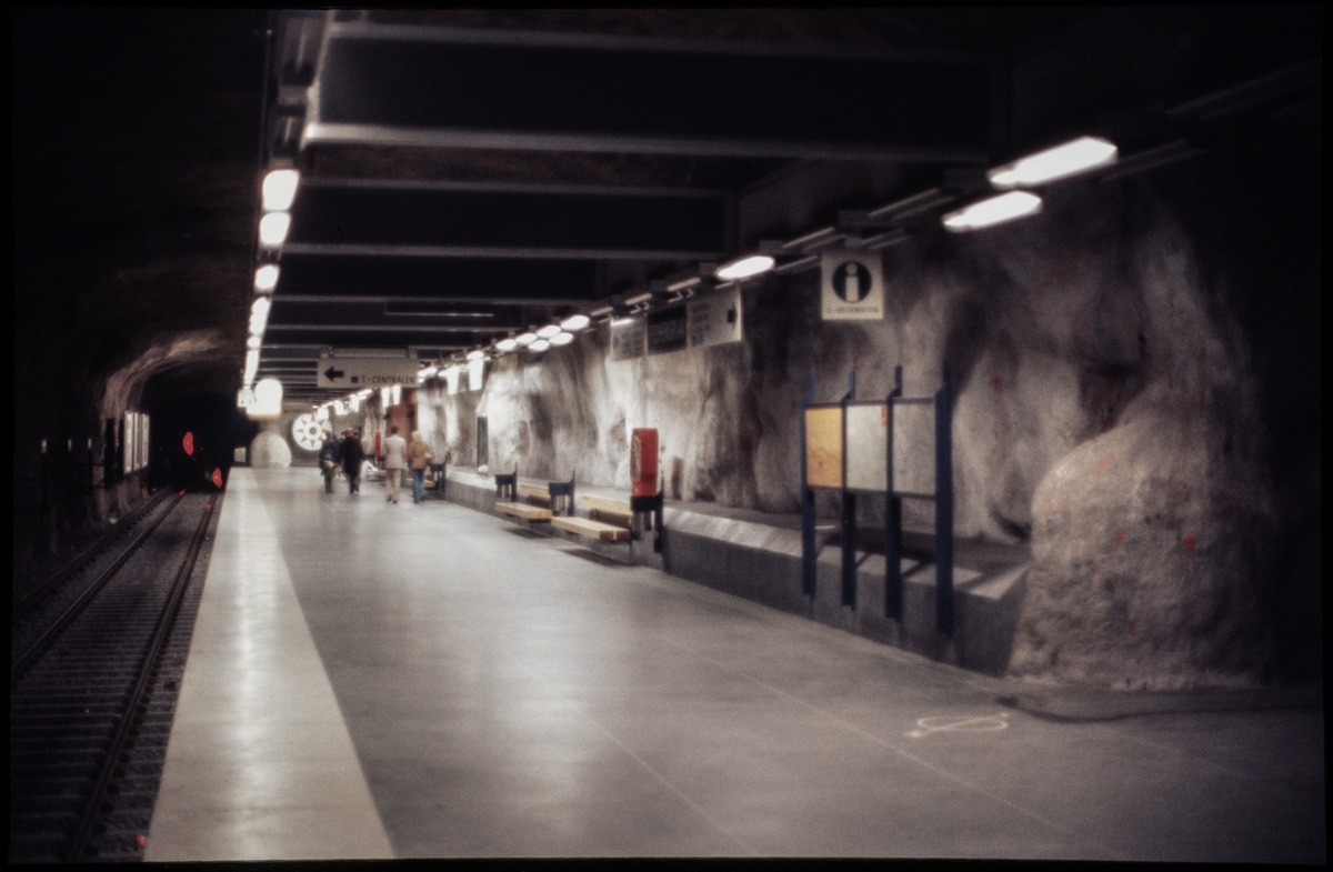 Fridhemsplans tunnelbanestation år 1977