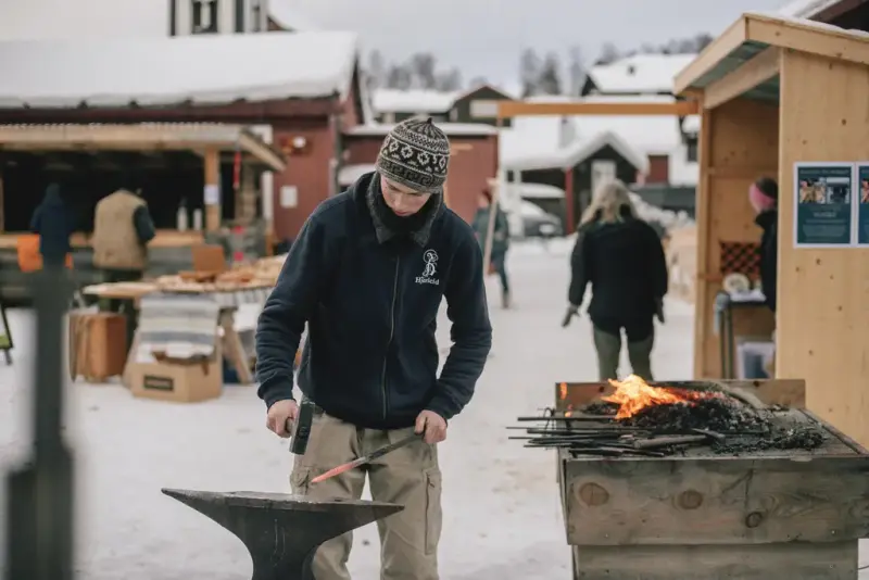 Smed fra Hjerleid smir i Kurantgården