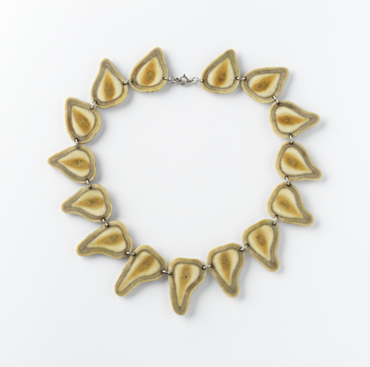 Halssmykke [Halskjede]