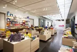 Butiken i Sverigesalen, från 2012.