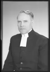 Ateljé Mira. Beställare: Kyrkoherde David Nöjd, Frändefors p