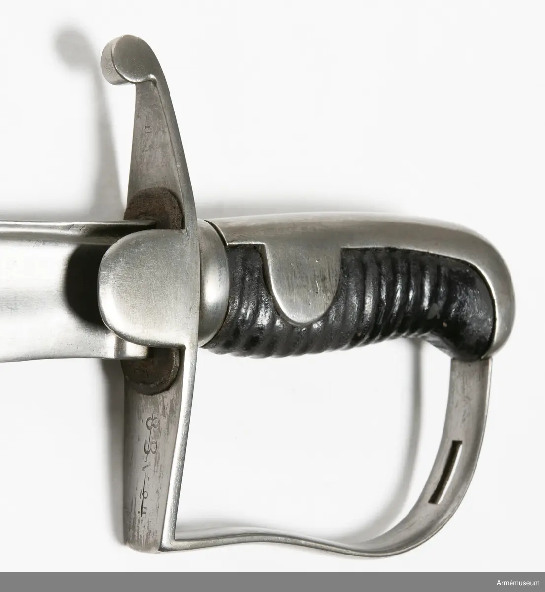 Artillerisabel m/1831 med stålfäste.

4 AR B Nr 293