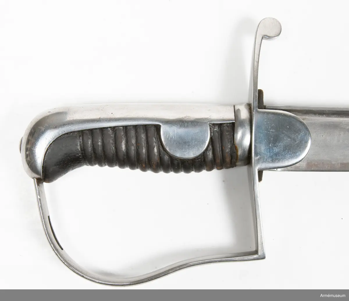 Artillerisabel m/1831 med stålfäste.