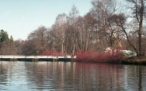 Krigsbro 4 (KB 4) flytande bro.